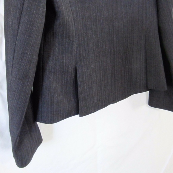 Nine West Suit Jacket Size 2 Stretch, Lined, One button gray black EUC - Picture 3 of 3